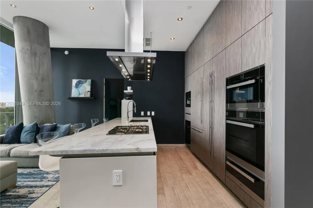 2669 S Bayshore Dr #704N Coconut Grove, FL 33133