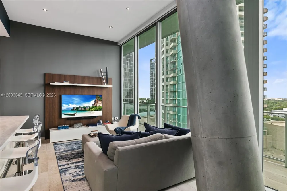 2669 S Bayshore Dr #704N Coconut Grove, FL 33133