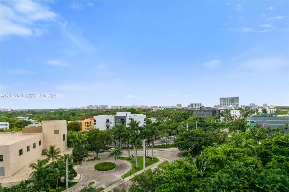 2669 S Bayshore Dr #704N Coconut Grove, FL 33133
