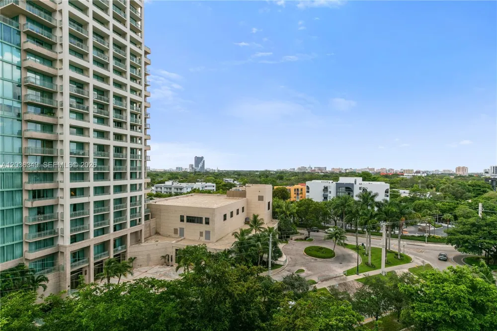2669 S Bayshore Dr #704N Coconut Grove, FL 33133