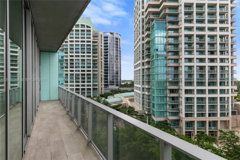 2669 S Bayshore Dr #704N Coconut Grove, FL 33133