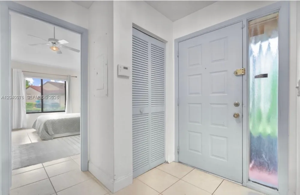 3539 W Inverrary Blvd W Lauderhill, FL 33319