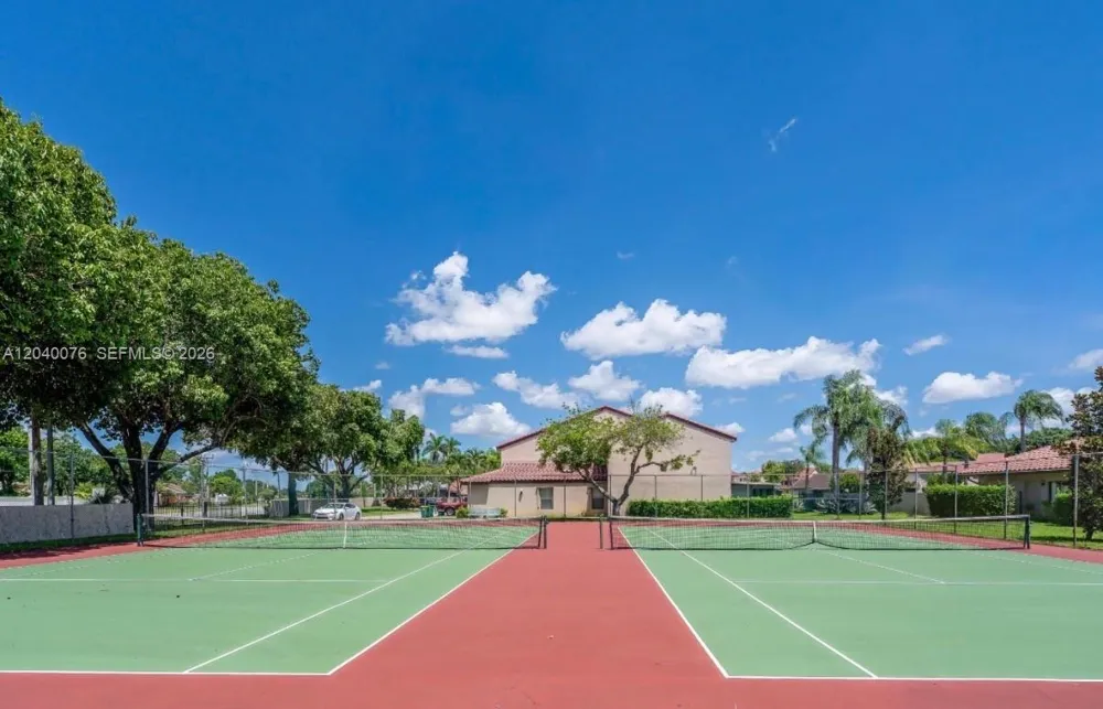 3539 W Inverrary Blvd W Lauderhill, FL 33319