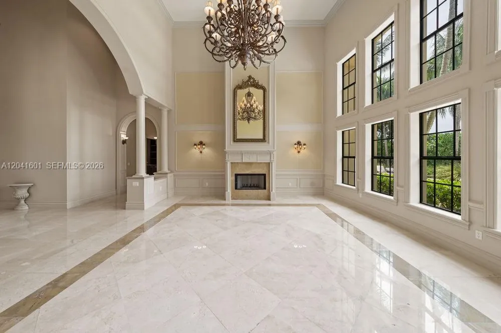 9001 SW 59th Ct Pinecrest, FL 33156