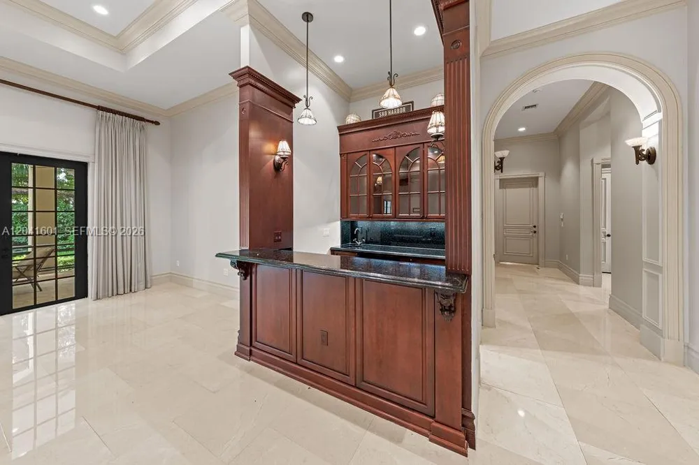 9001 SW 59th Ct Pinecrest, FL 33156