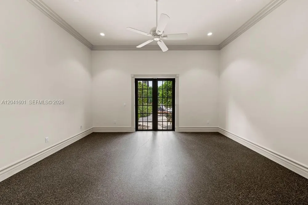 9001 SW 59th Ct Pinecrest, FL 33156