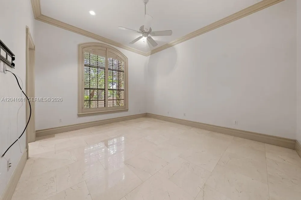 9001 SW 59th Ct Pinecrest, FL 33156