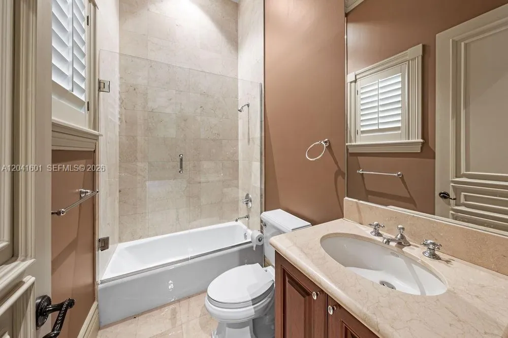 9001 SW 59th Ct Pinecrest, FL 33156
