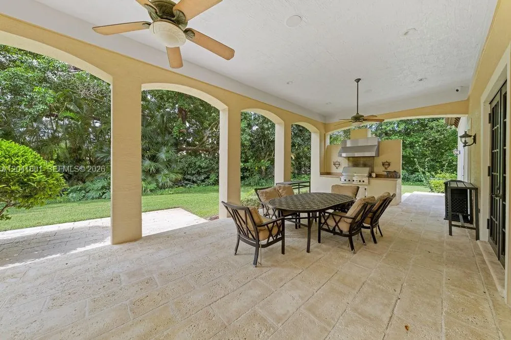 9001 SW 59th Ct Pinecrest, FL 33156