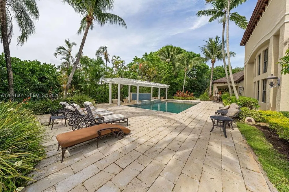 9001 SW 59th Ct Pinecrest, FL 33156