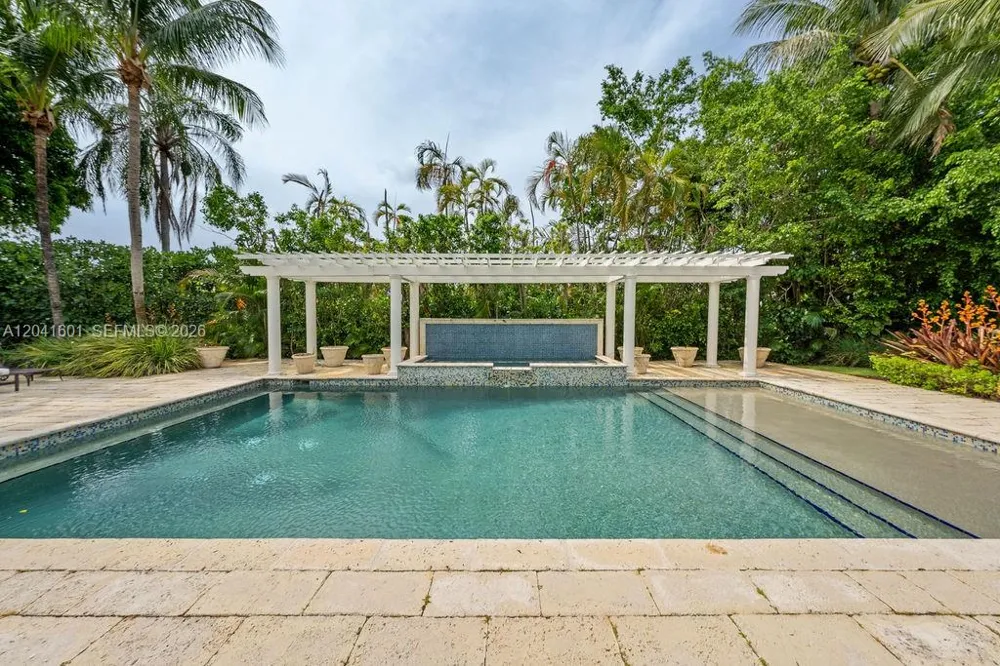 9001 SW 59th Ct Pinecrest, FL 33156
