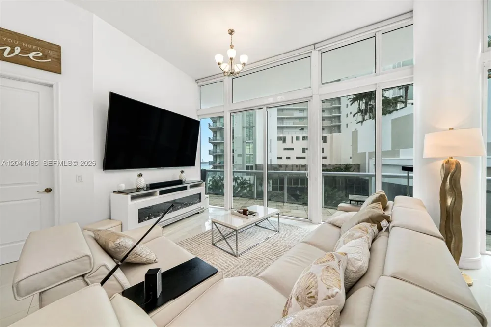 480 NE 30th St #501 Miami, FL 33137