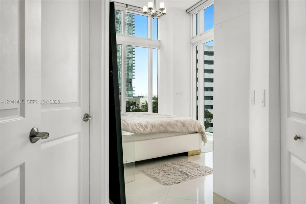 480 NE 30th St #501 Miami, FL 33137