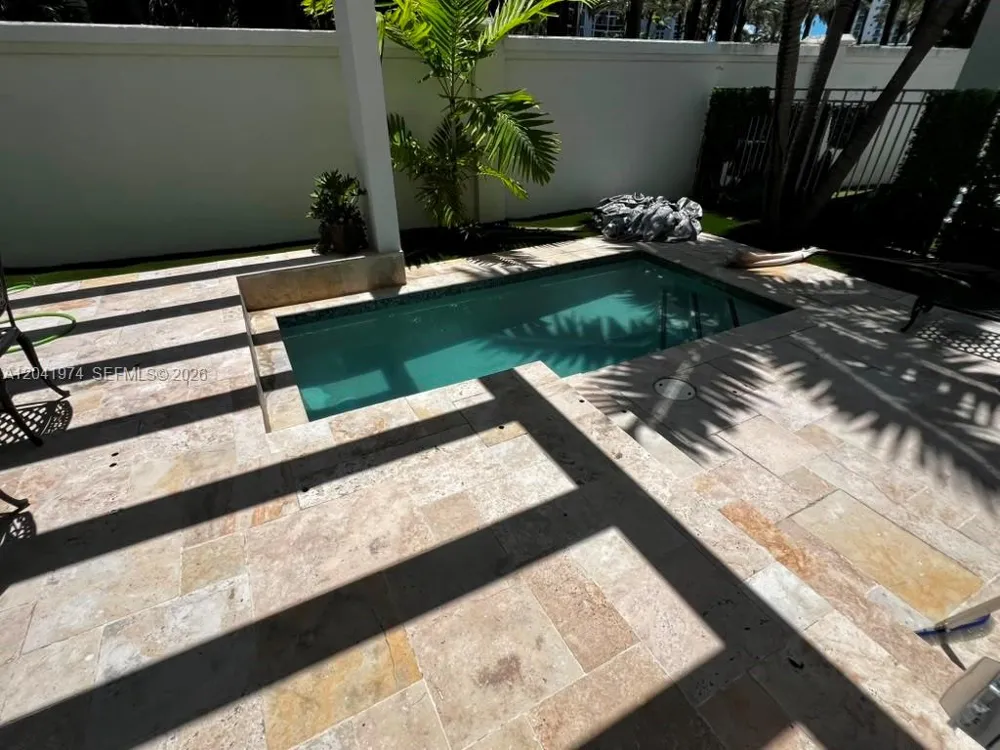 18975 Atlantic Blvd #18975 Sunny Isles Beach, FL 33160