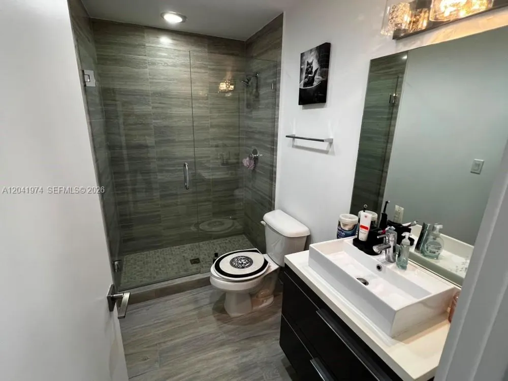 18975 Atlantic Blvd #18975 Sunny Isles Beach, FL 33160