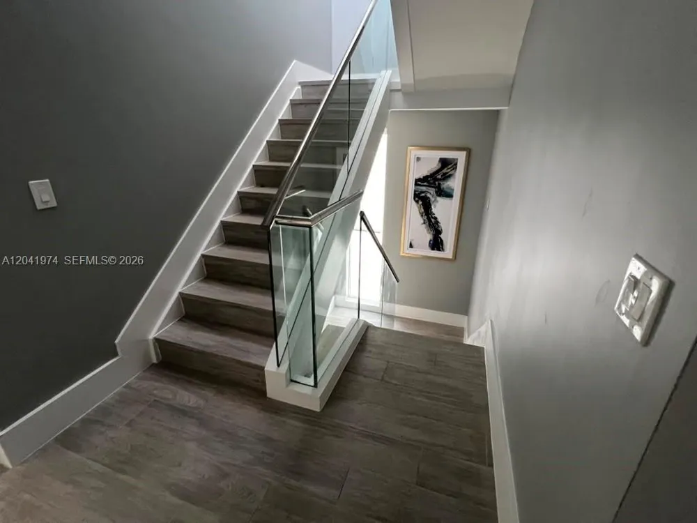 18975 Atlantic Blvd #18975 Sunny Isles Beach, FL 33160