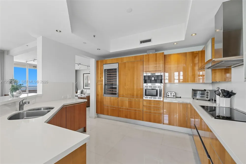 7141 Fisher Island Dr #7141 Miami Beach, FL 33109