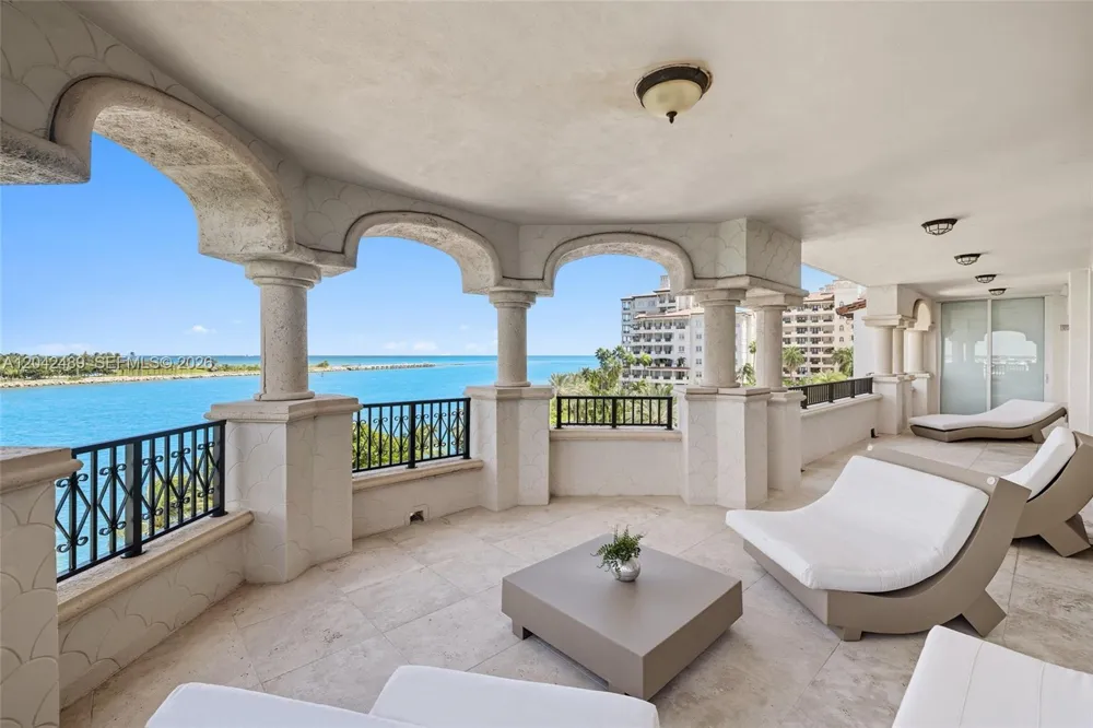7141 Fisher Island Dr #7141 Miami Beach, FL 33109