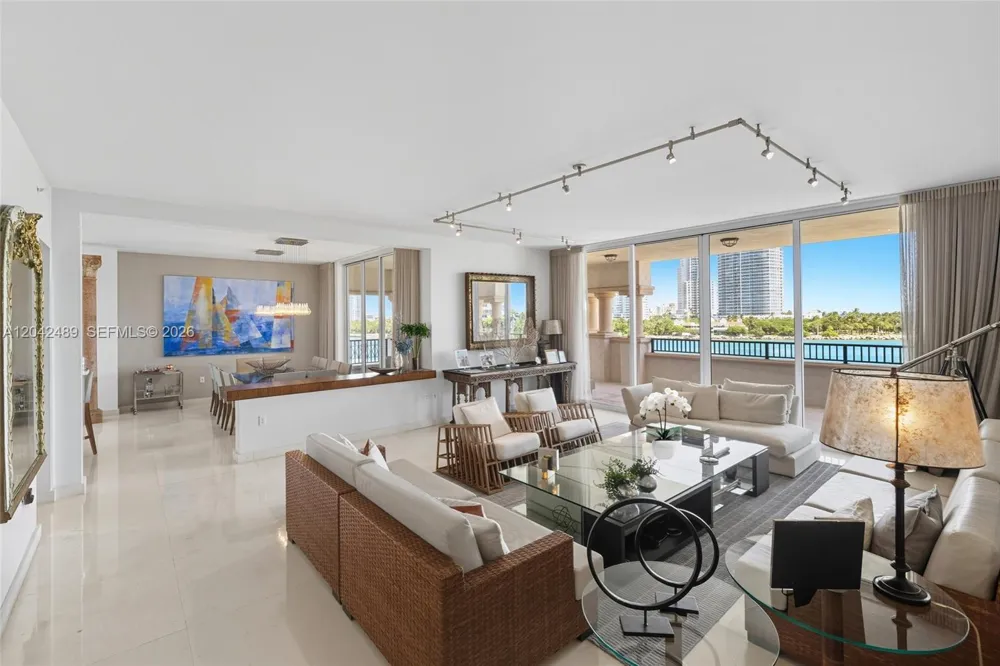 7141 Fisher Island Dr #7141 Miami Beach, FL 33109