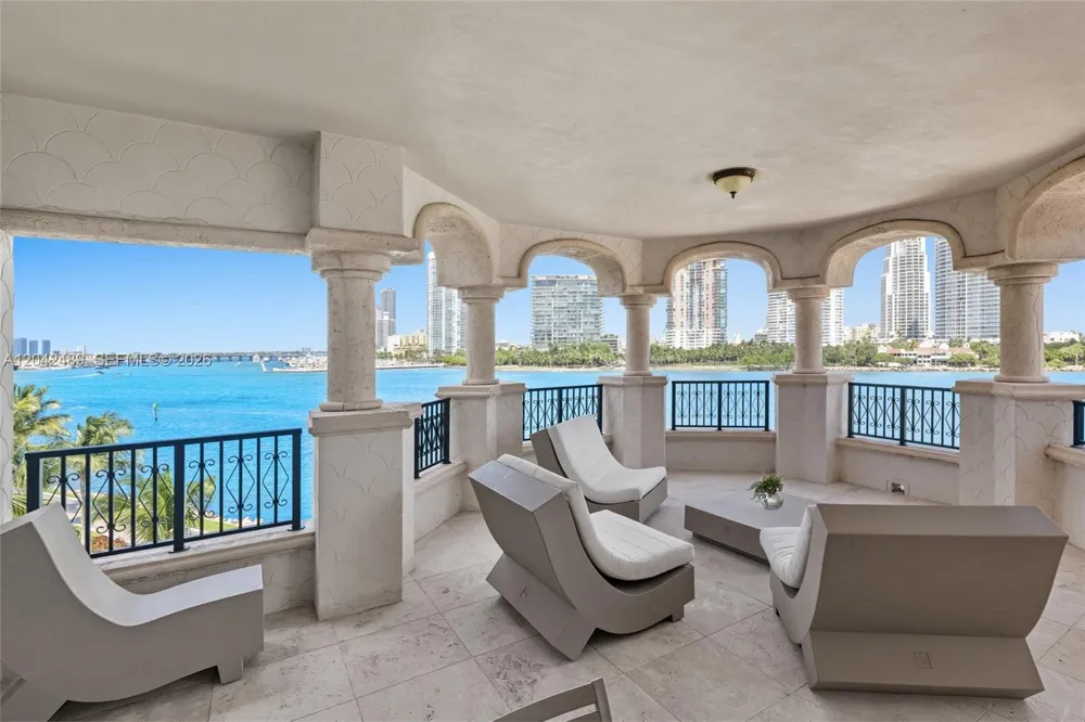 7141 Fisher Island Dr #7141 Miami Beach, FL 33109
