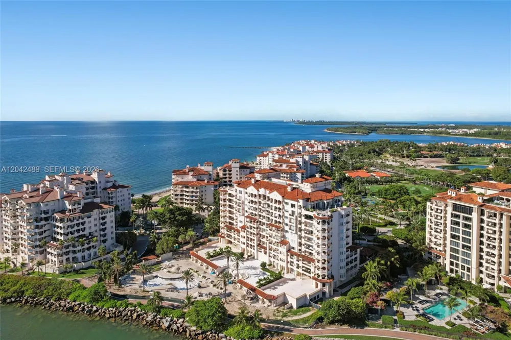 7141 Fisher Island Dr #7141 Miami Beach, FL 33109