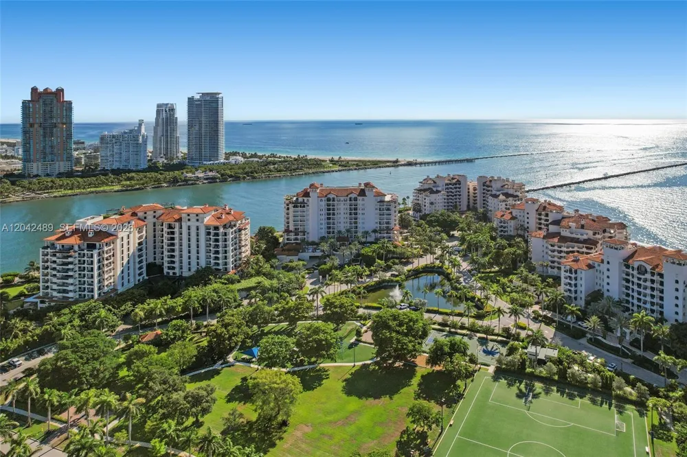 7141 Fisher Island Dr #7141 Miami Beach, FL 33109