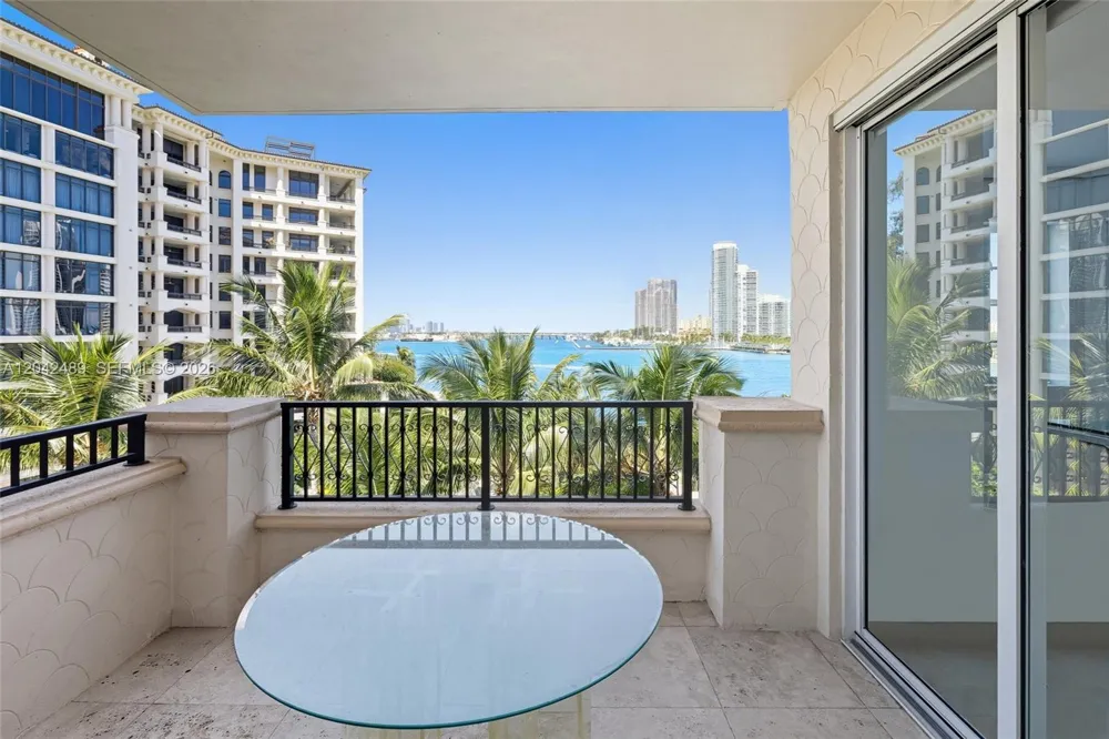 7141 Fisher Island Dr #7141 Miami Beach, FL 33109