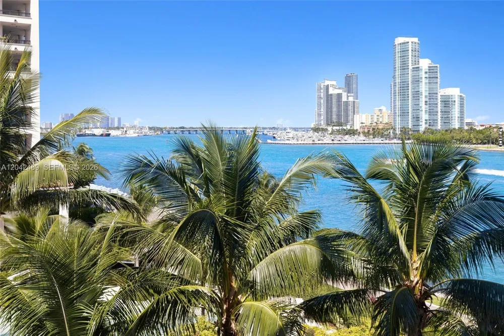 7141 Fisher Island Dr #7141 Miami Beach, FL 33109