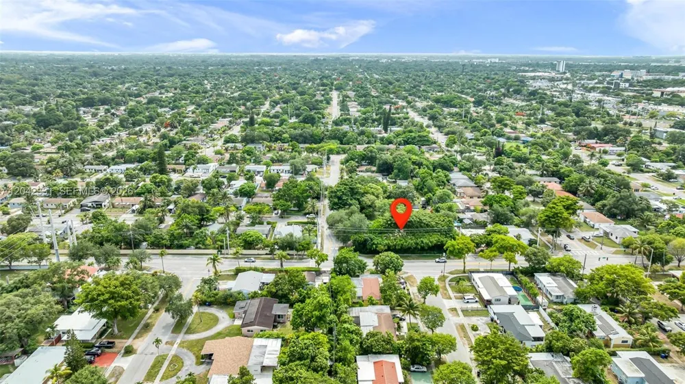 1585 NE 158th St North Miami Beach, FL 33162