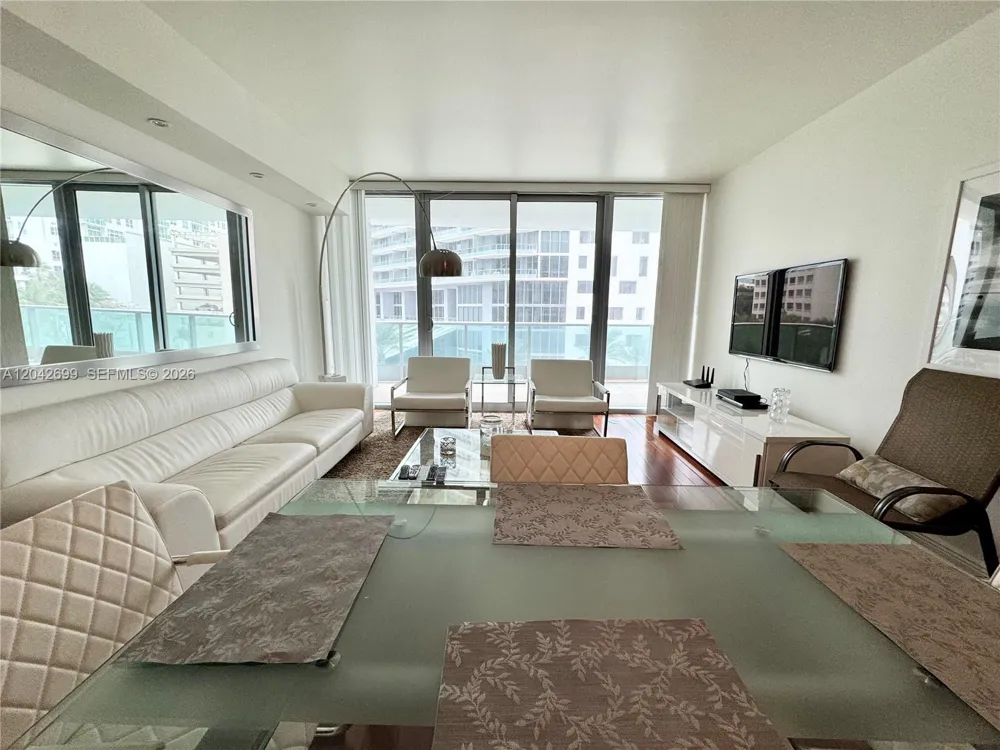 1331 Brickell Bay Dr #406 Miami, FL 33131