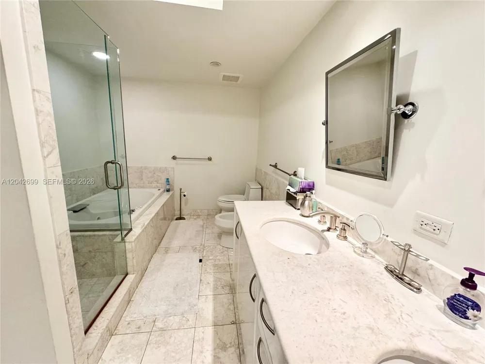 1331 Brickell Bay Dr #406 Miami, FL 33131