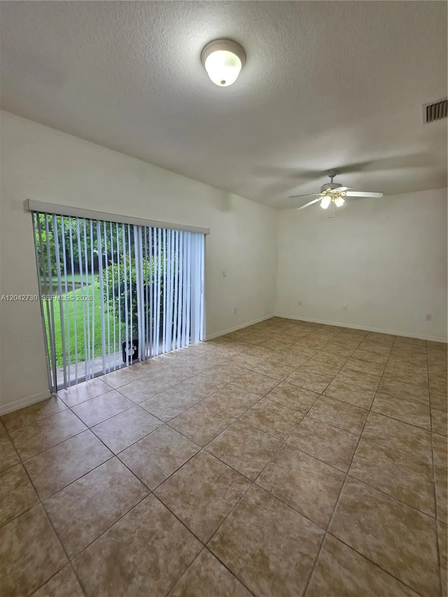 4906 SW 141st Ave #4 Miramar, FL 33027