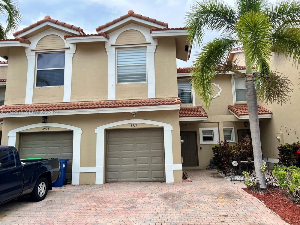 8917 NW 54th St Sunrise, FL 33351