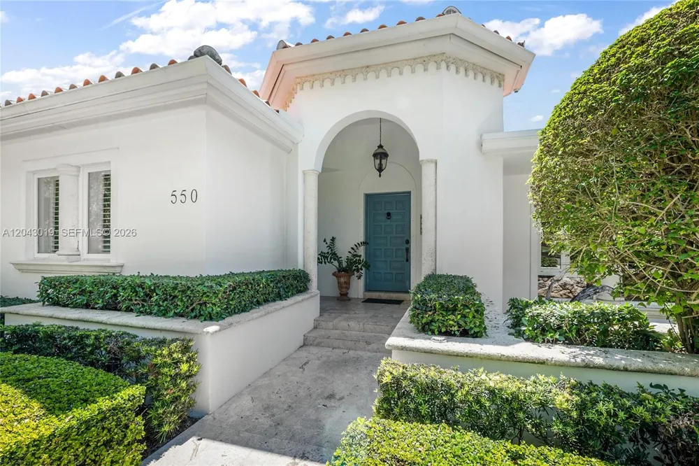 550 Jeronimo Dr Coral Gables, FL 33146