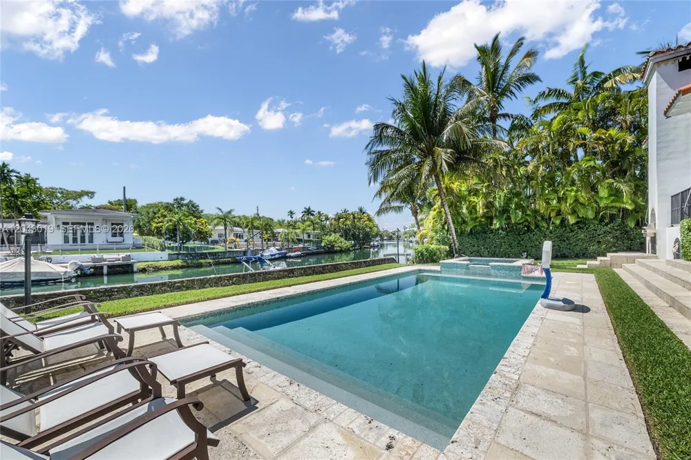 550 Jeronimo Dr Coral Gables, FL 33146