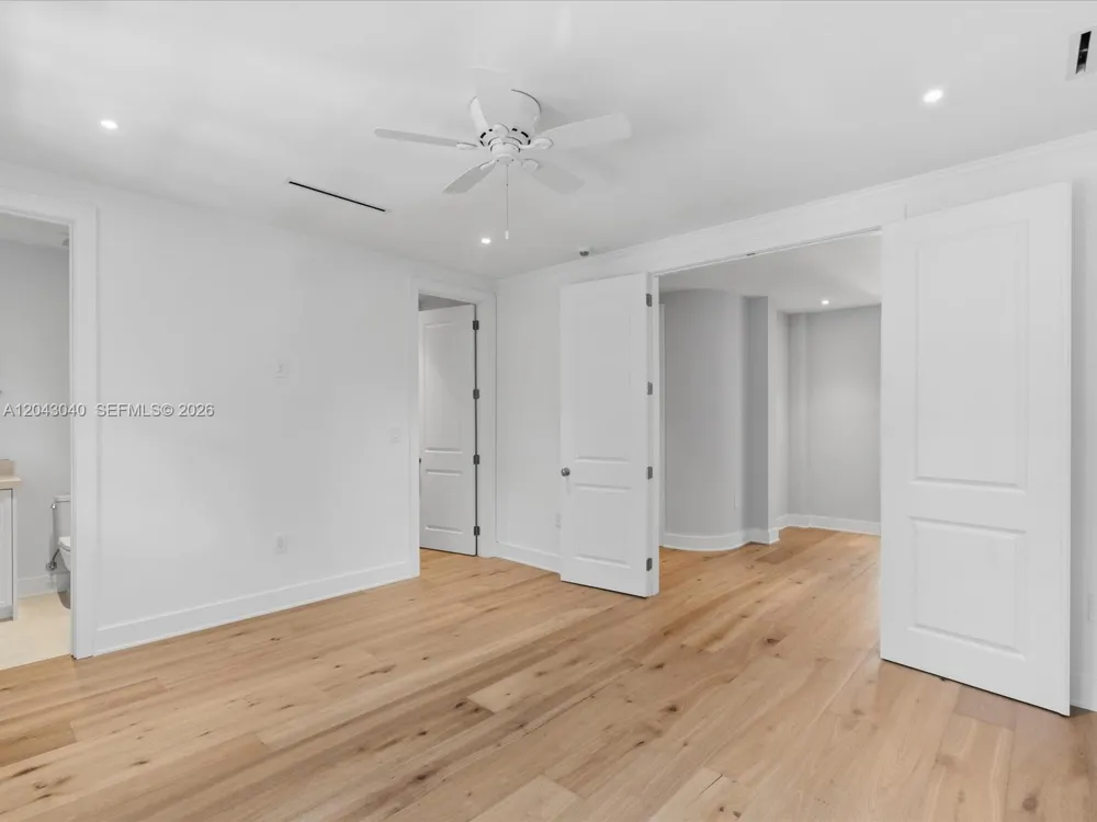 6333 SW 69th St South Miami, FL 33143