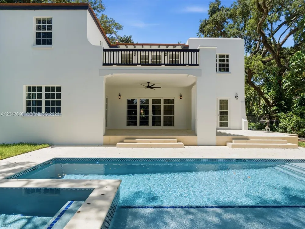 6333 SW 69th St South Miami, FL 33143