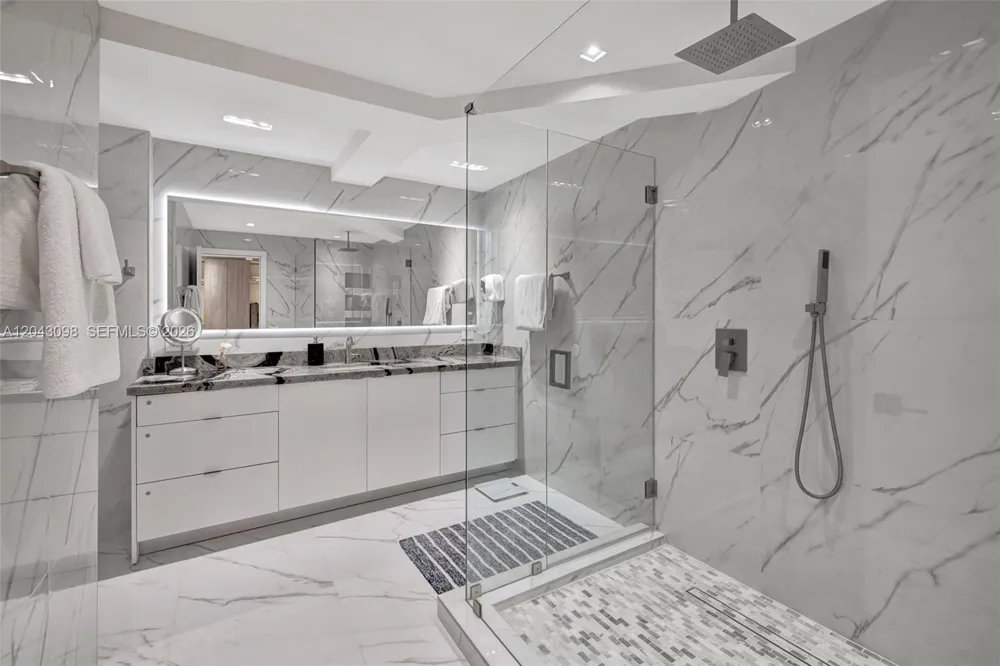 2751 S Ocean Dr #404N Hollywood, FL 33019