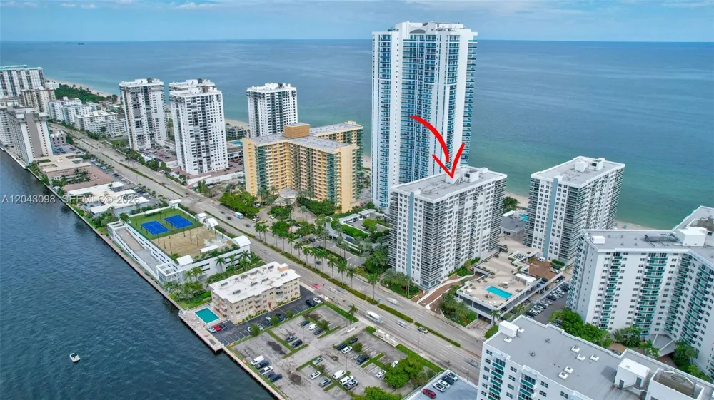 2751 S Ocean Dr #404N Hollywood, FL 33019