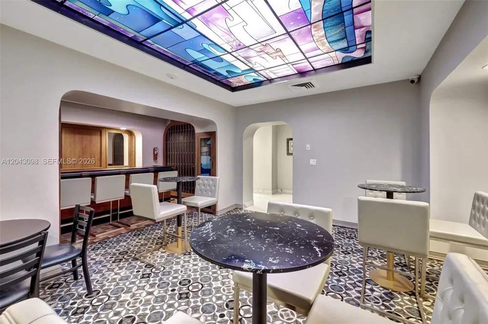 2751 S Ocean Dr #404N Hollywood, FL 33019