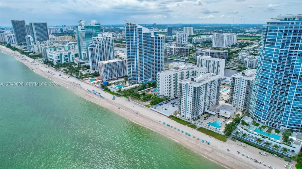 2751 S Ocean Dr #404N Hollywood, FL 33019