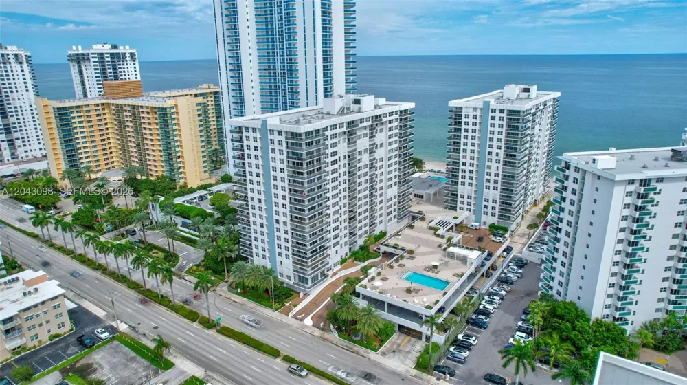 2751 S Ocean Dr #404N Hollywood, FL 33019