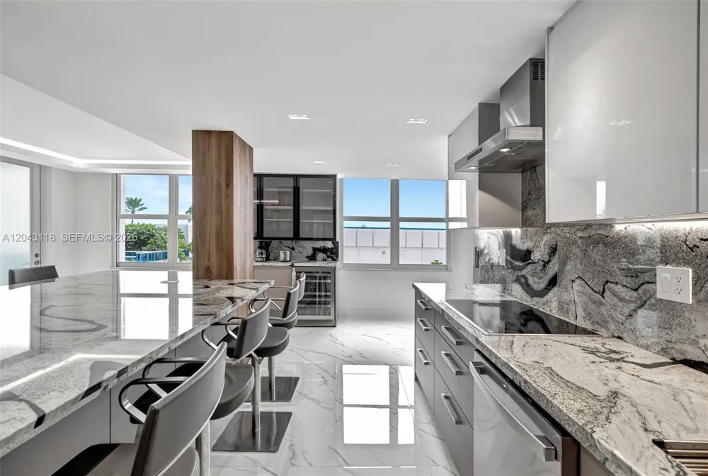 2751 S Ocean Dr #404N Hollywood, FL 33019