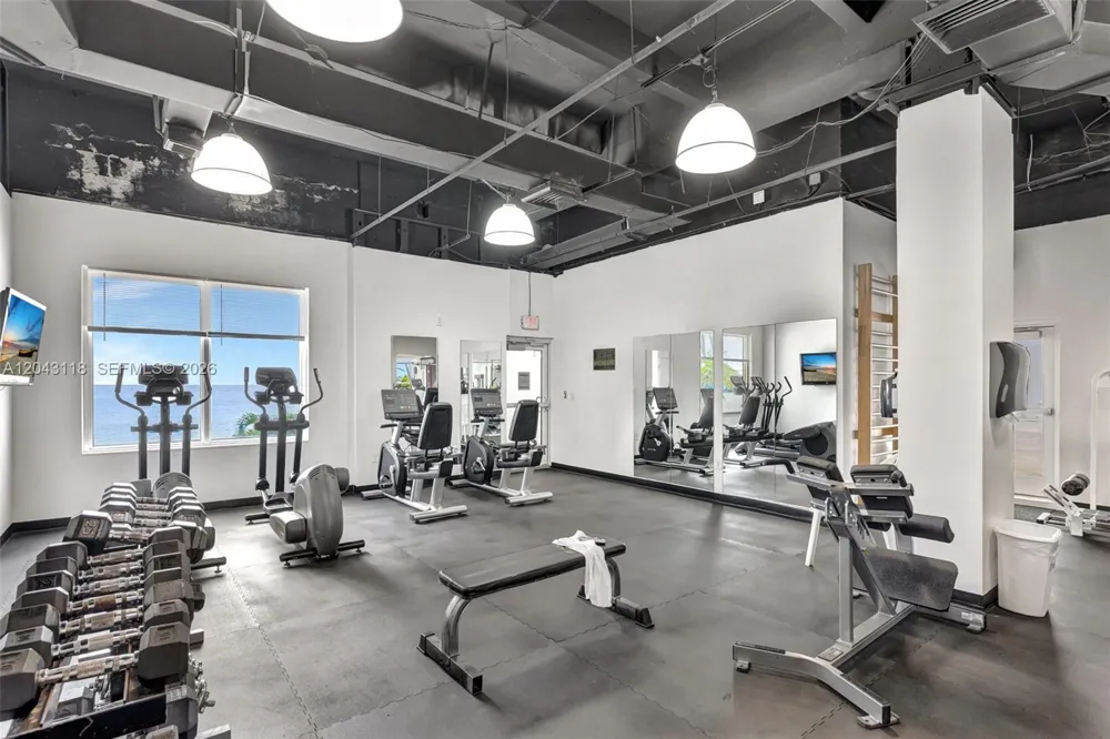 2751 S Ocean Dr #404N Hollywood, FL 33019