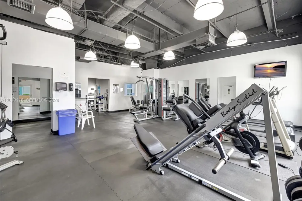 2751 S Ocean Dr #404N Hollywood, FL 33019