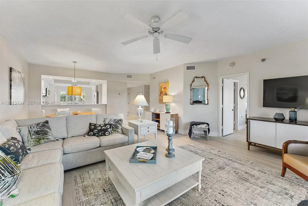 145 NE Edgewater Dr #4105 Hutchinson Island, FL 34996