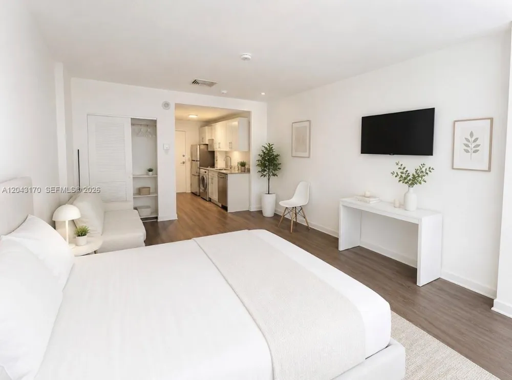 10275 Collins Ave #115 Bal Harbour, FL 33154