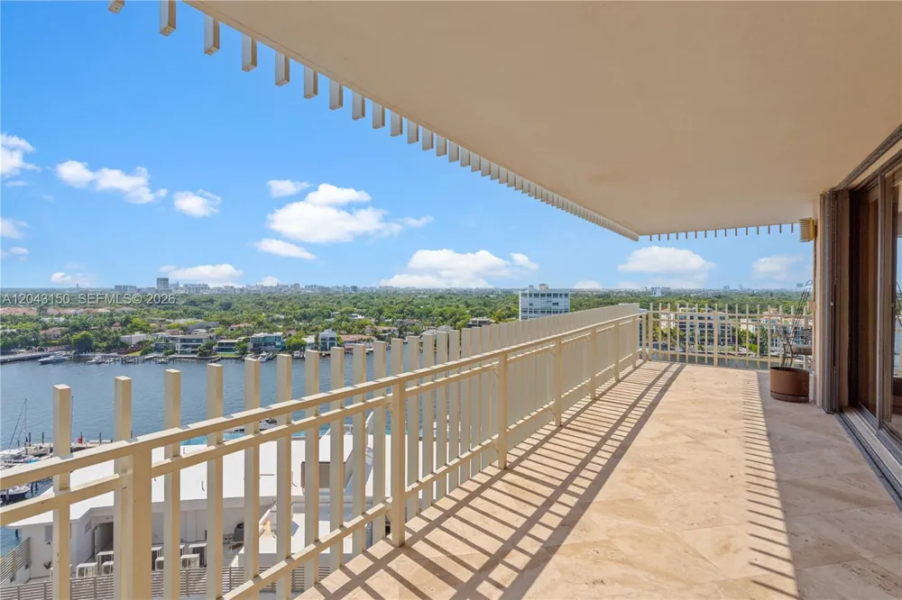 3 Grove Isle Dr #C1610 Miami, FL 33133
