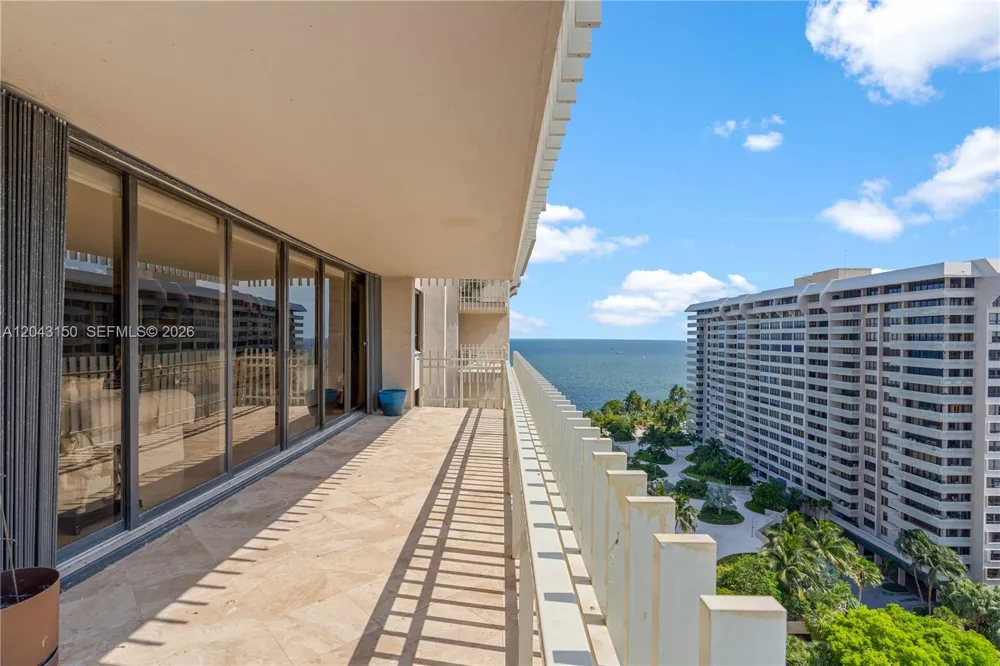 3 Grove Isle Dr #C1610 Miami, FL 33133