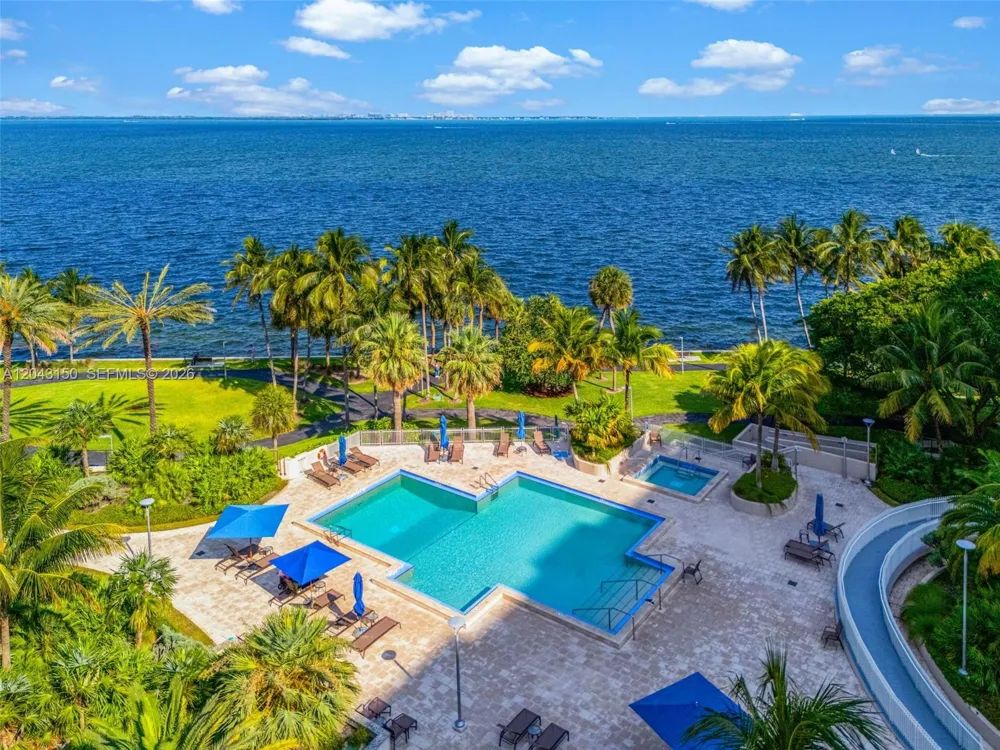 3 Grove Isle Dr #C1610 Miami, FL 33133